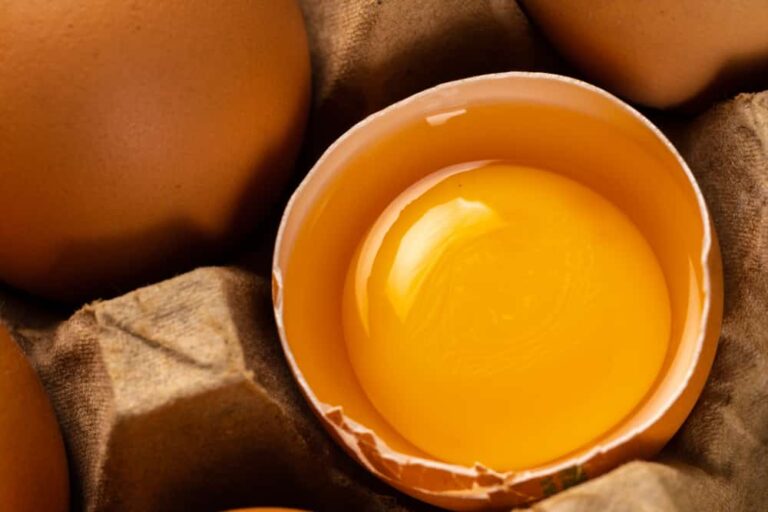 Jaune oeuf