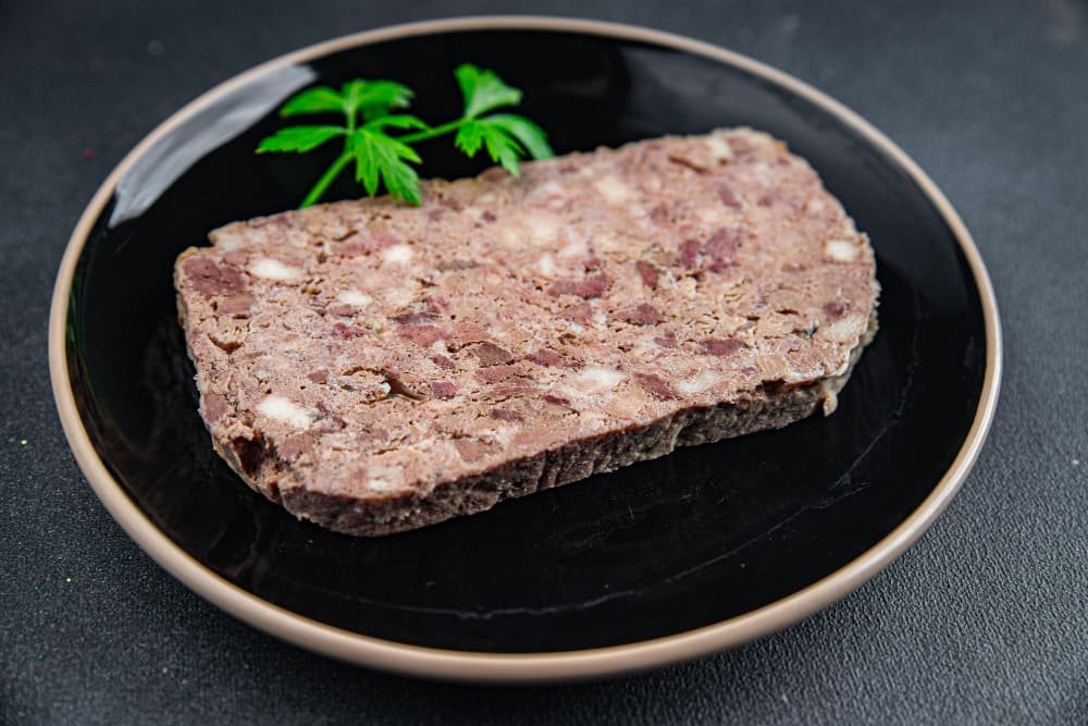 Terrine de chevreuil maison : la recette rustique et fondante qui fait chavirer les tables